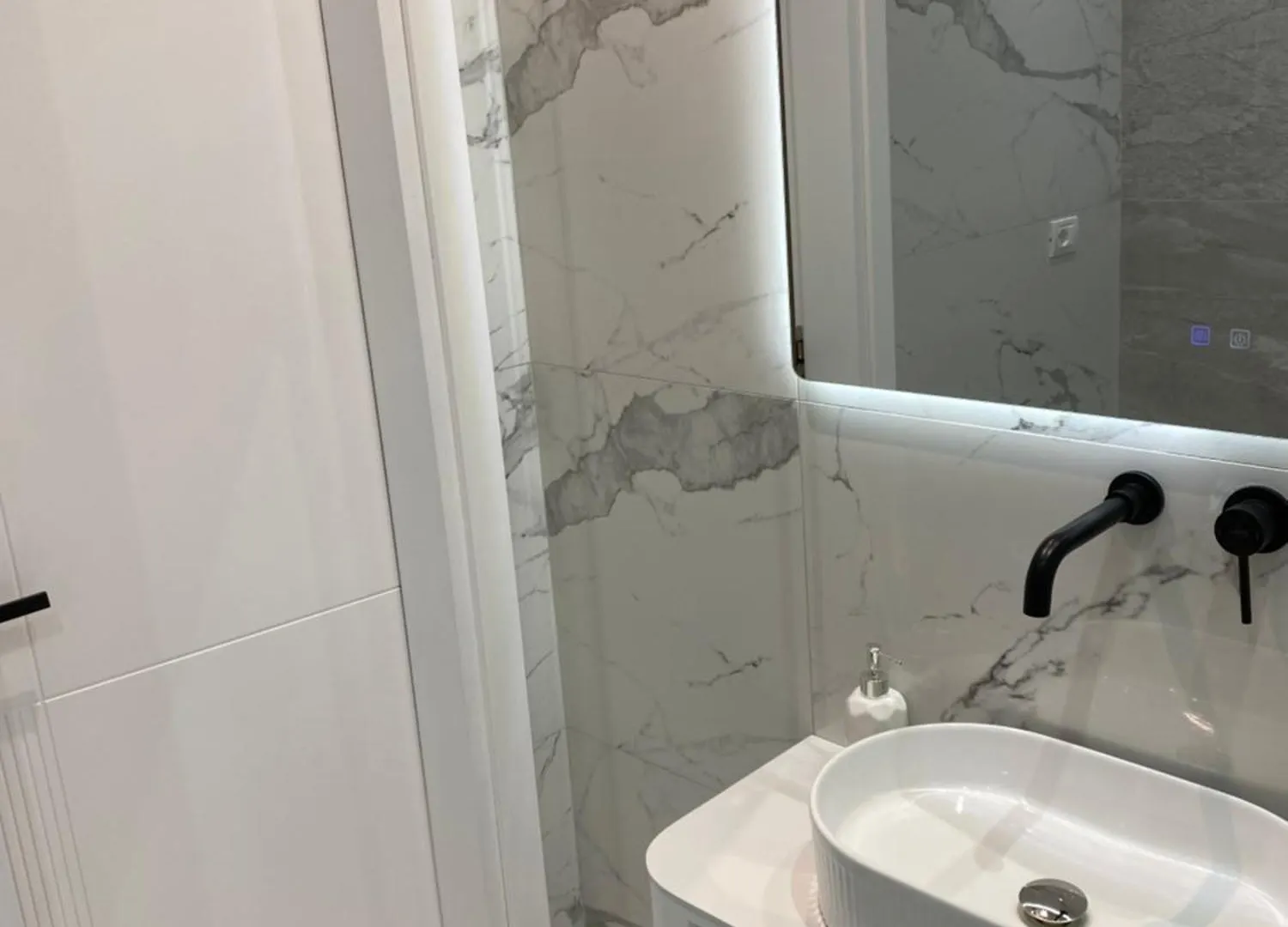 Apartmentsmarino Himare